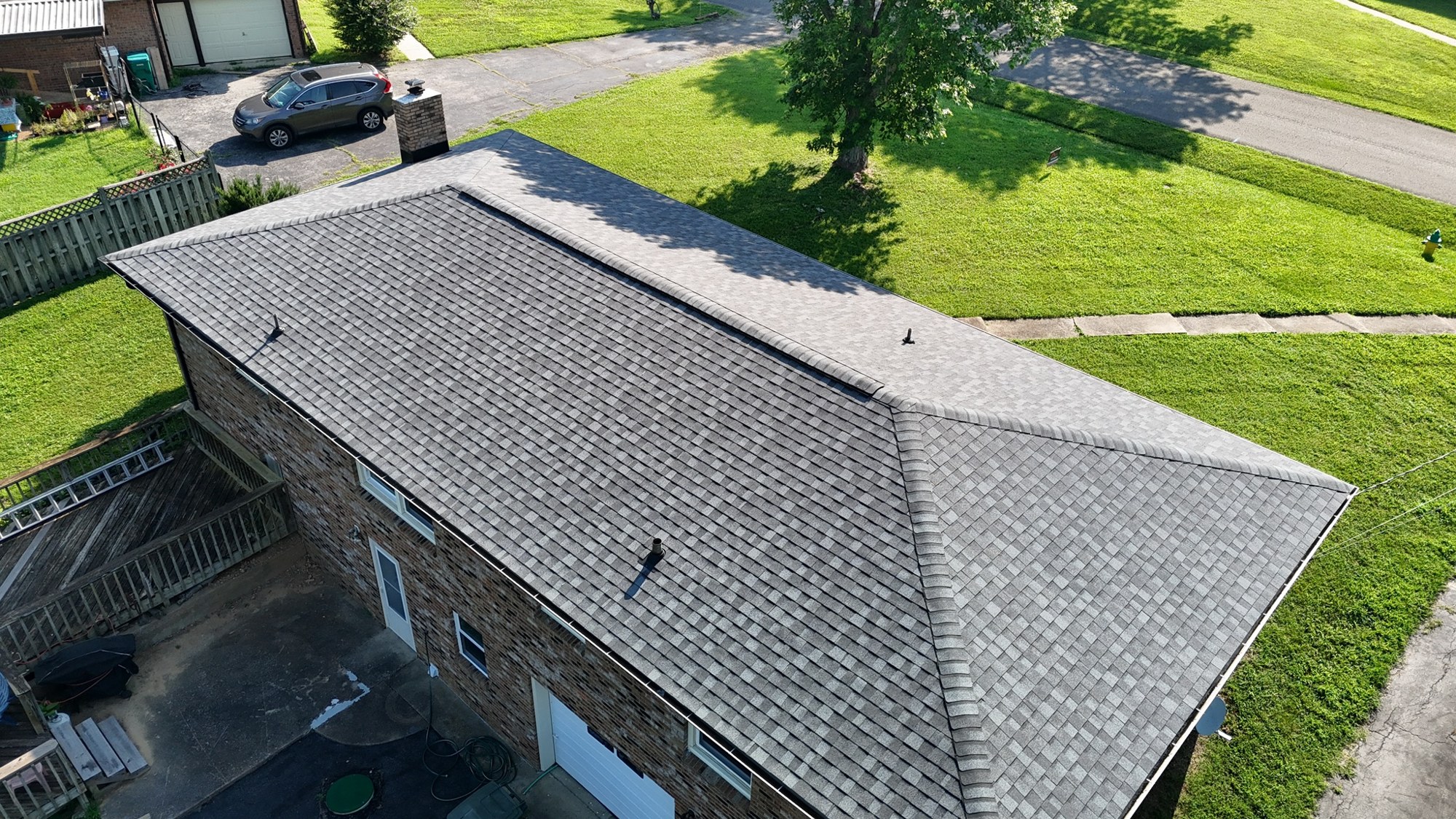 Completed architectural shingle roof — Franklin area