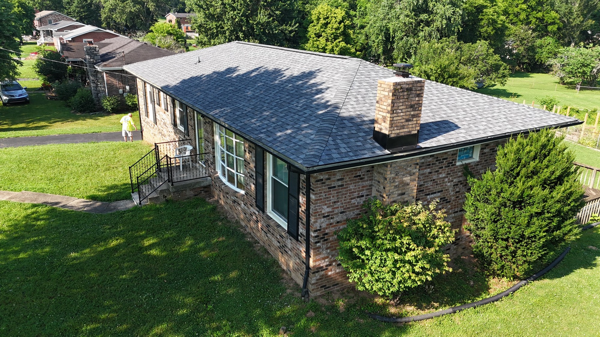 Completed architectural shingle roof — Mount Juliet area